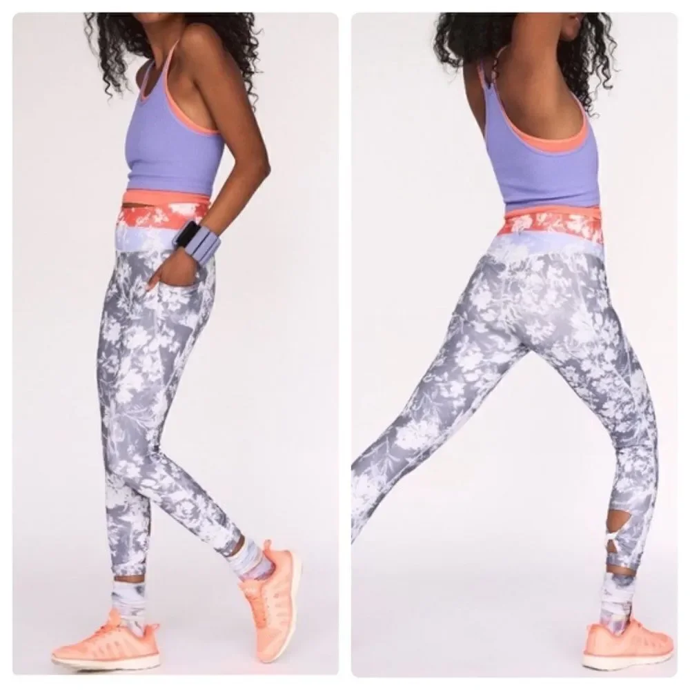 NWT Free People High-Rise Ankle Printed Wave Rider Leggings